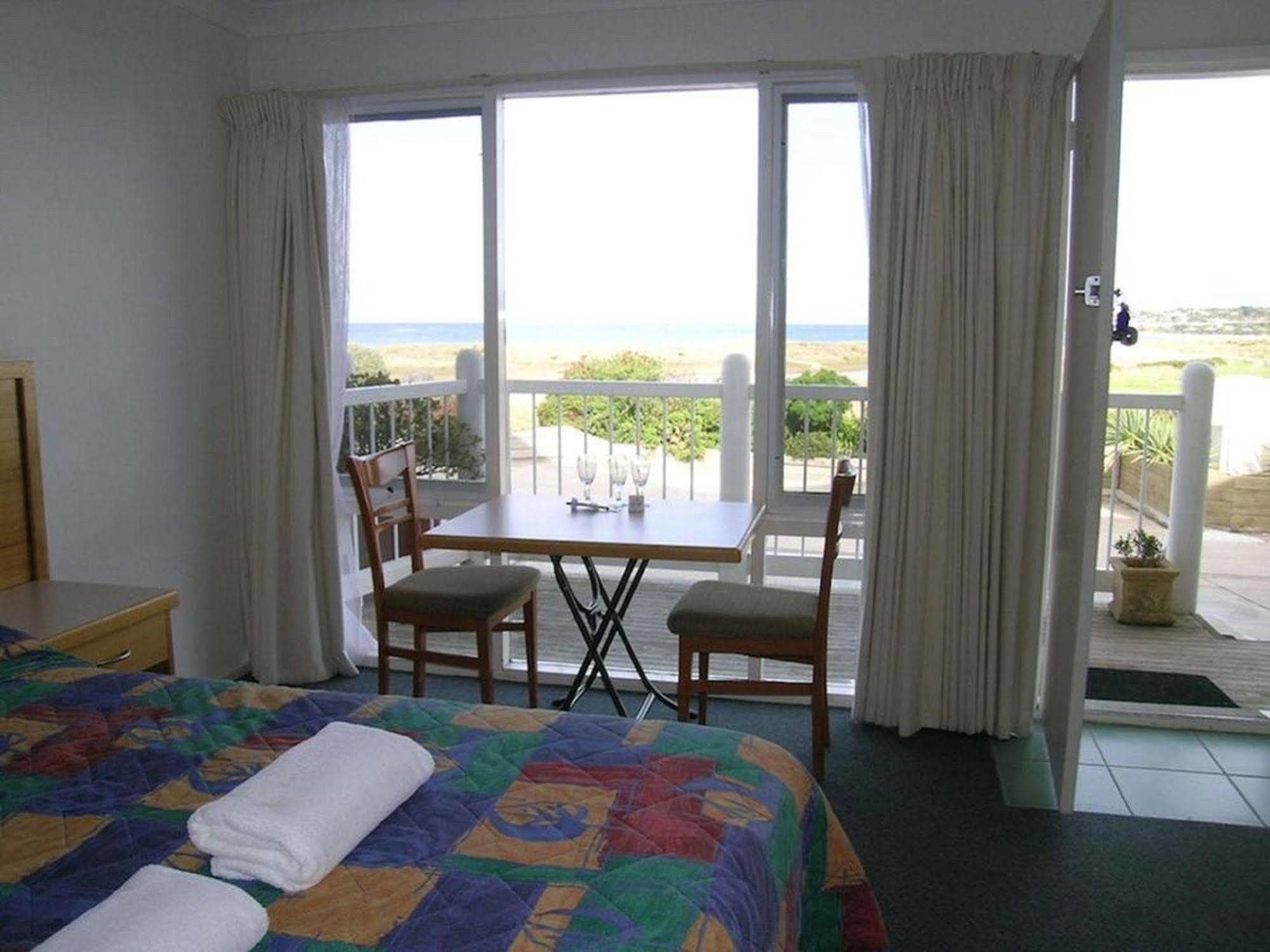 אפולו ביי A Great Ocean View Motel מראה חיצוני תמונה