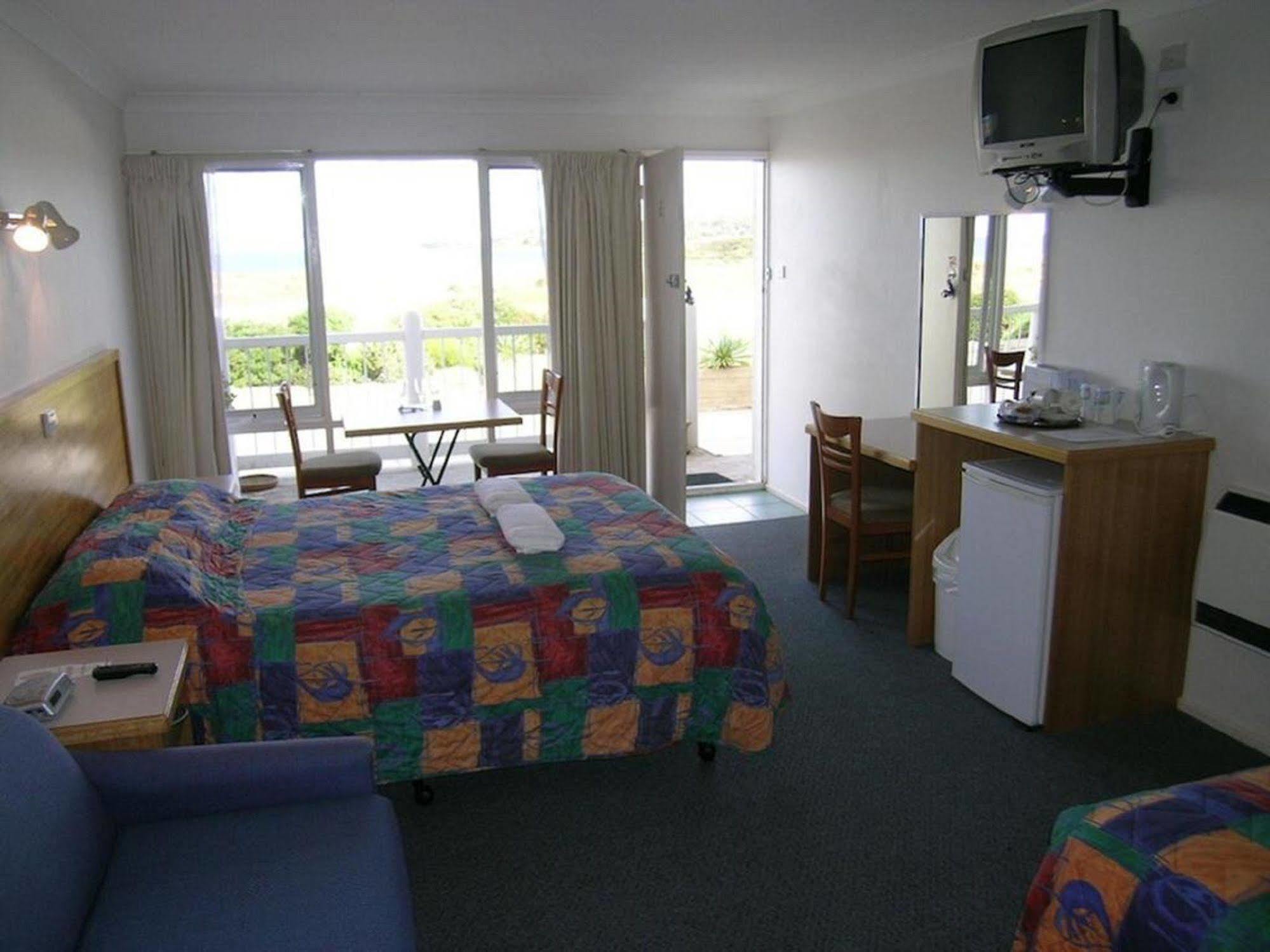 אפולו ביי A Great Ocean View Motel מראה חיצוני תמונה